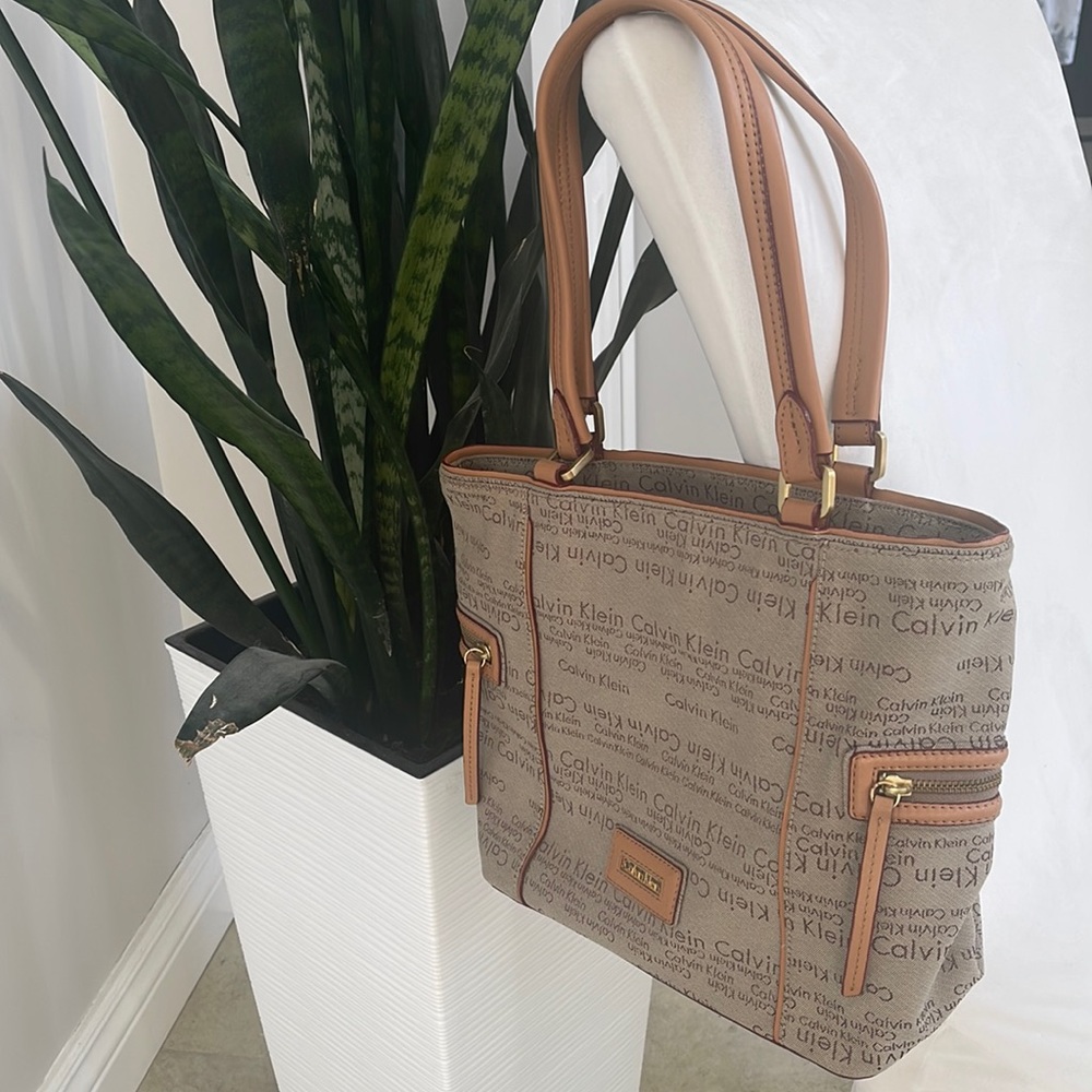 Calvin Klein Tote